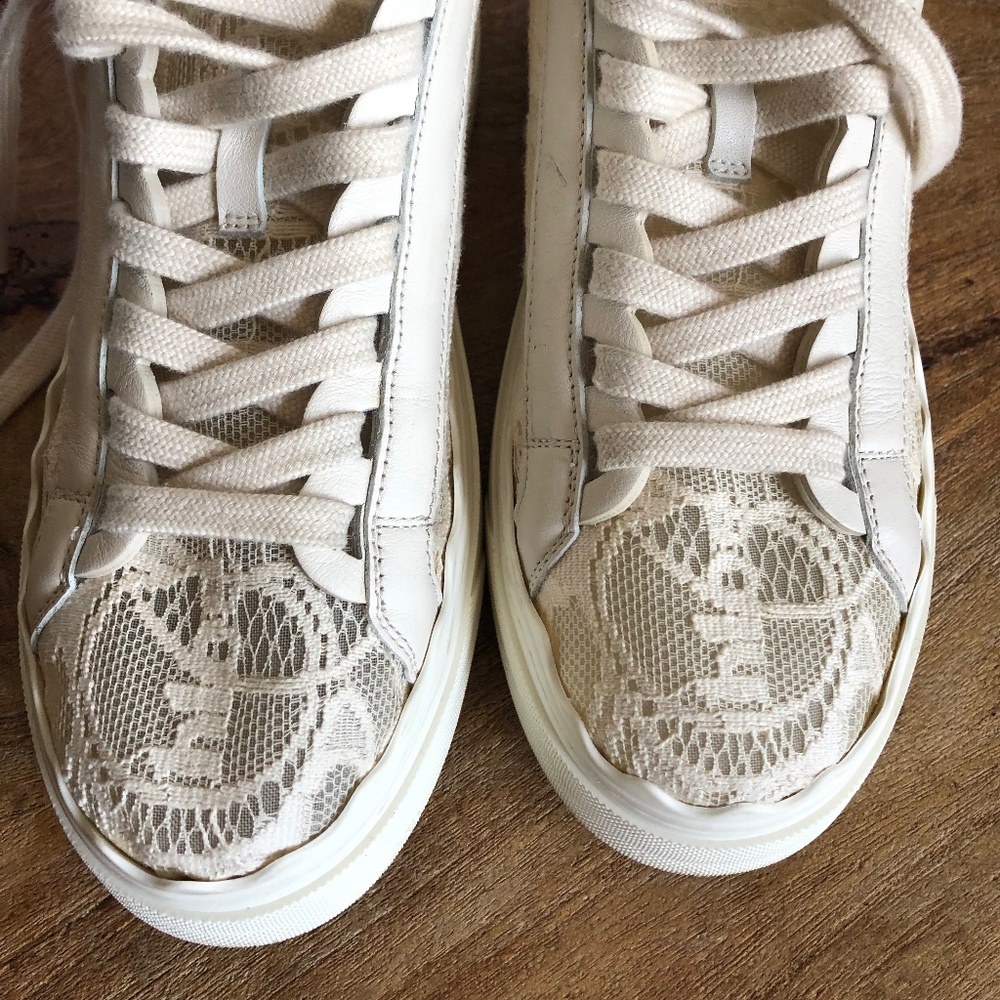 Chloe Lauren Logo Lace Low-Top Sneakers Size 37